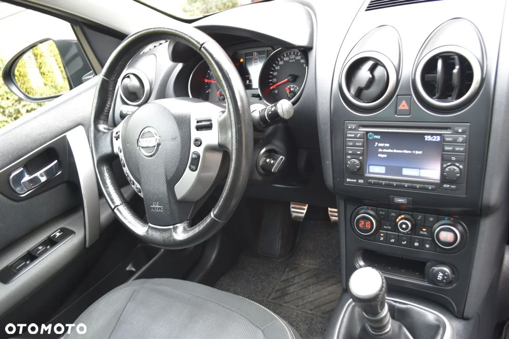 Nissan Qashqai 2.0 360 - 27