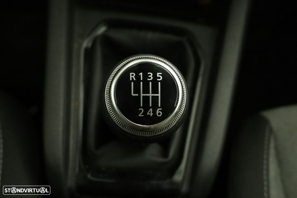 Renault Clio 1.0 TCe Evolution - 11