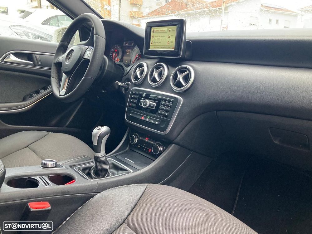 Mercedes-Benz A 180 - 12