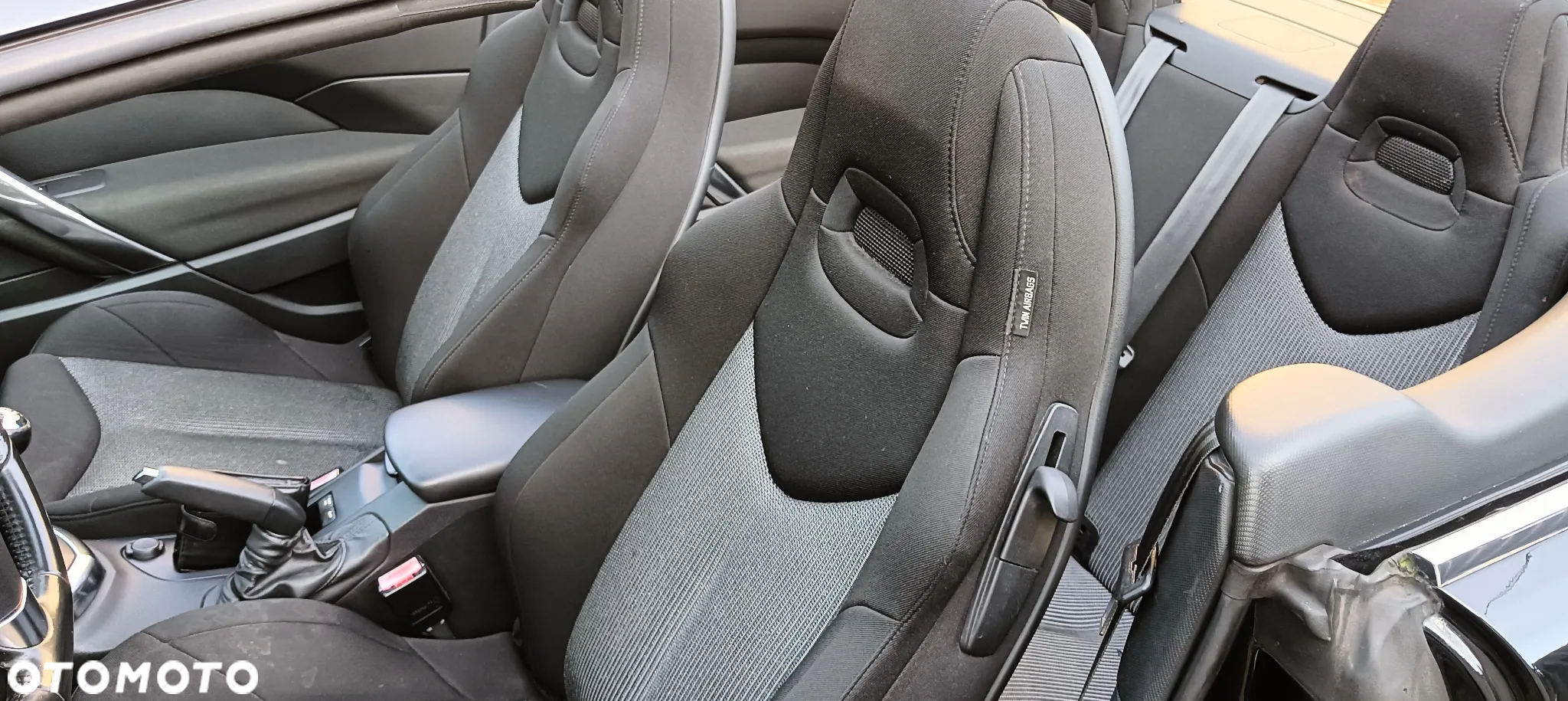 Peugeot 308 CC 2.0 HDi Active - 17