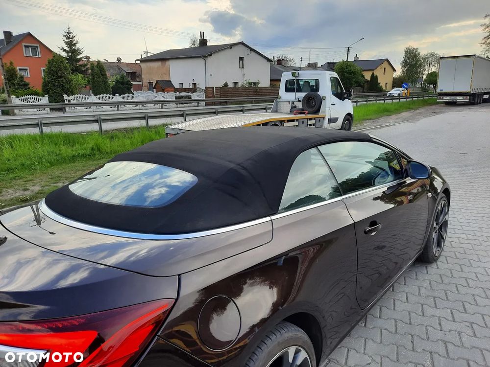 Opel Cascada 2.0 CDTI Cosmo S&S - 38