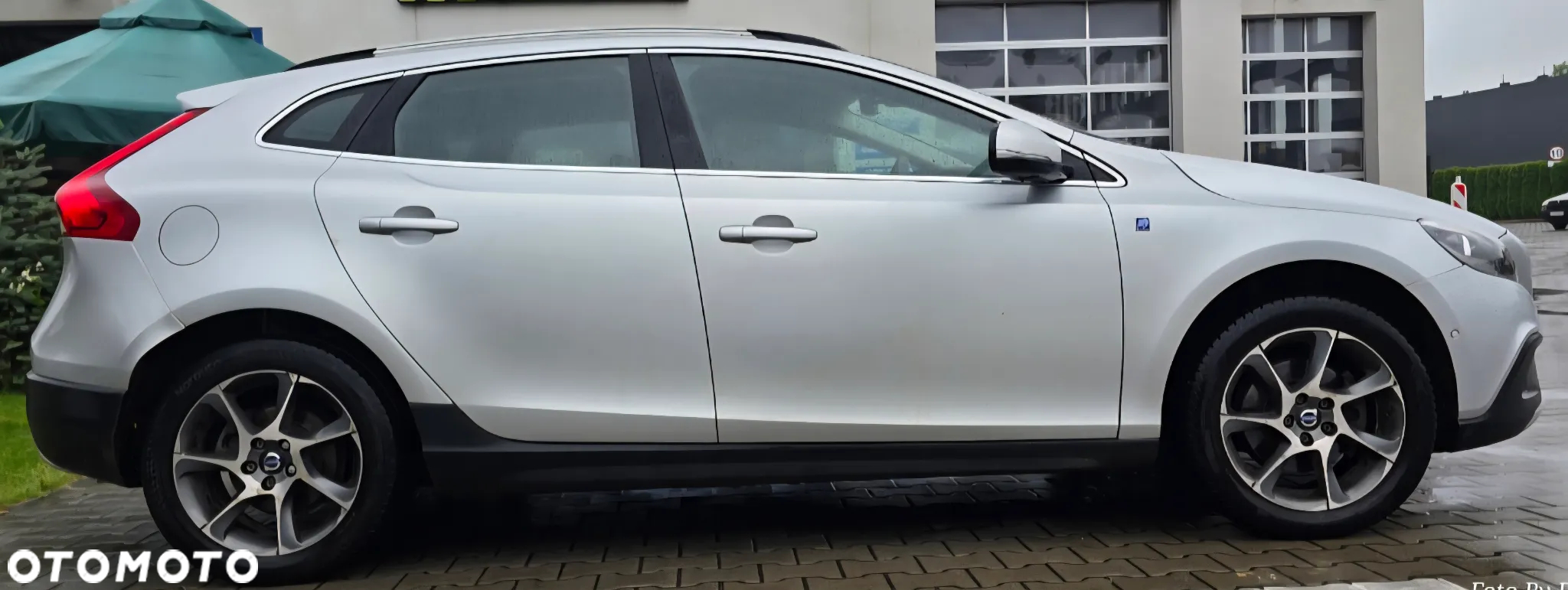 Volvo V40 Cross Country - 7