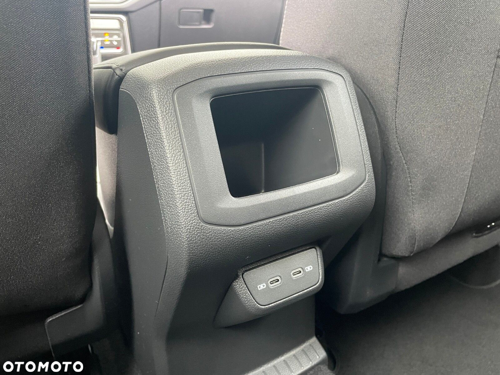 Volkswagen T-Cross 1.0 TSI Life Plus DSG - 28