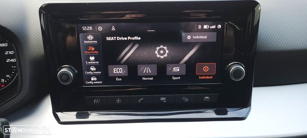 SEAT Arona 1.0 TSI FR - 25