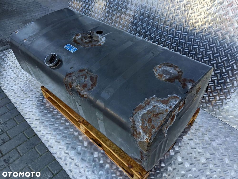 ZBIORNIK PALIWA SCANIA 450 LITRÓW - 3