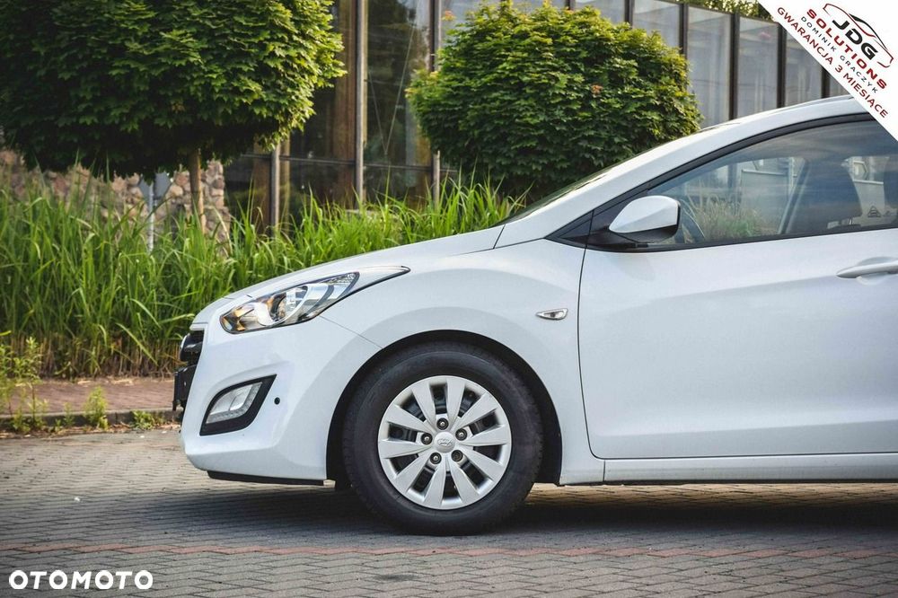 Hyundai i30 1.6 CRDi Classic + - 11