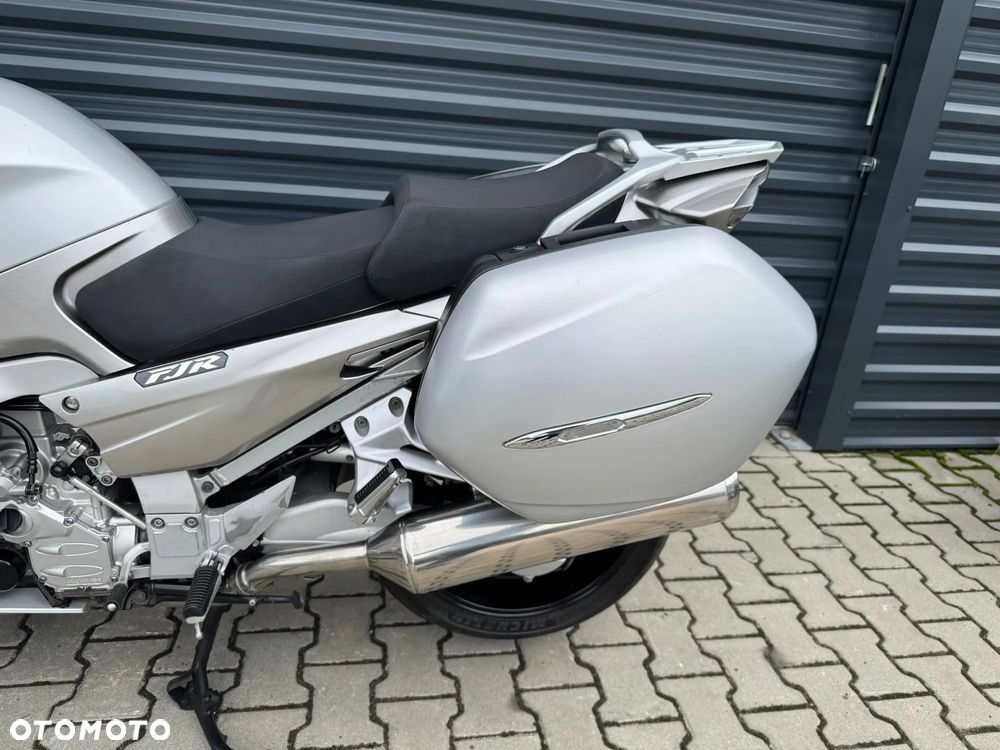 Yamaha FJR - 14