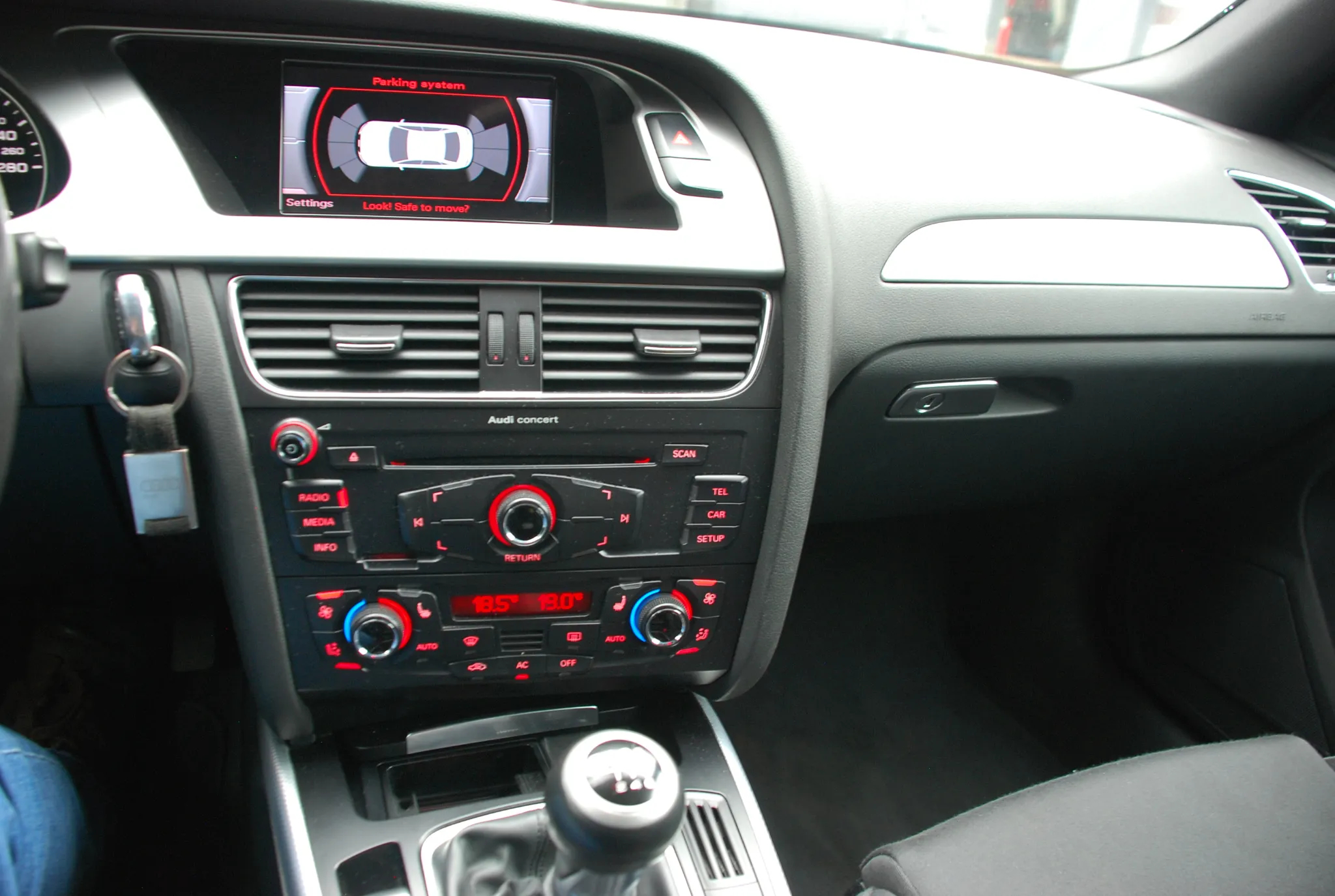 Audi A4 2.0 TDI - 9