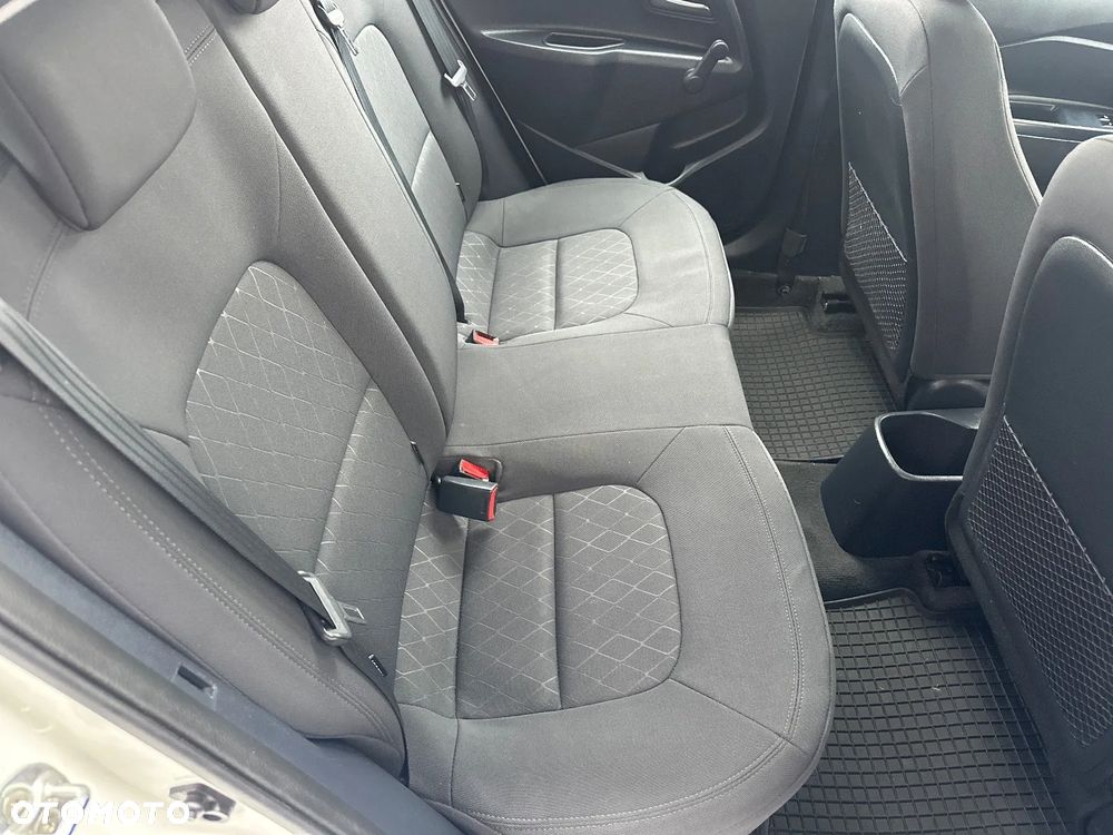 Kia Rio 1.4 crdi M (klm) - 16
