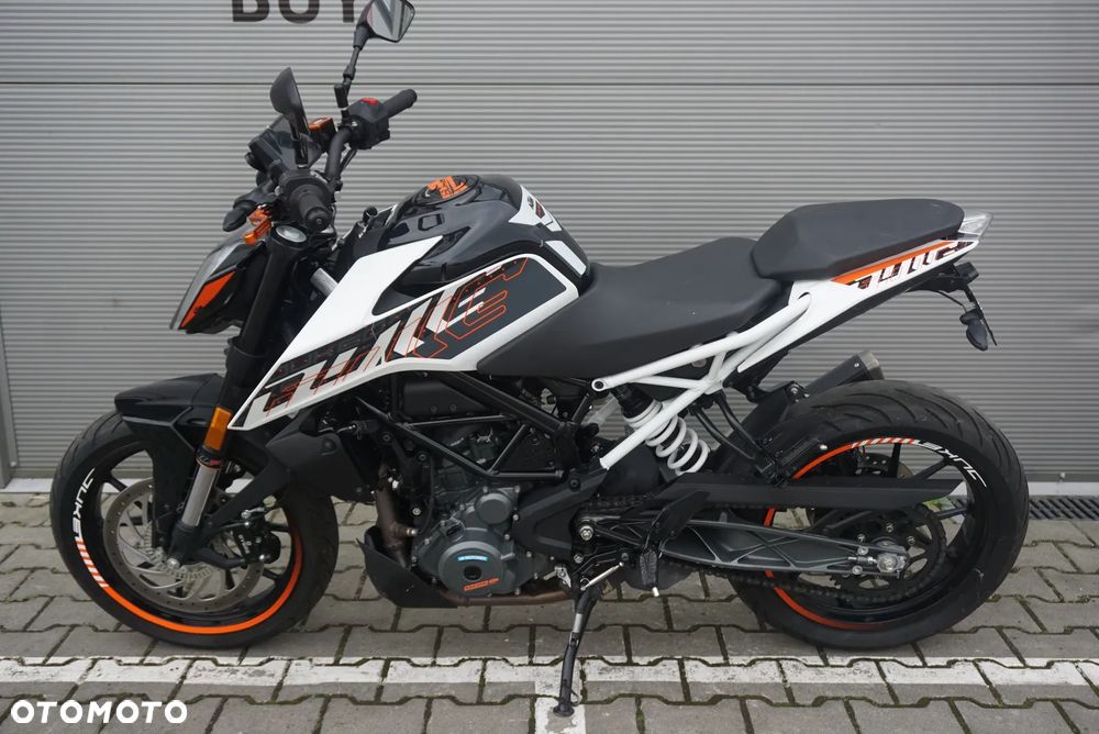 KTM Duke - 10