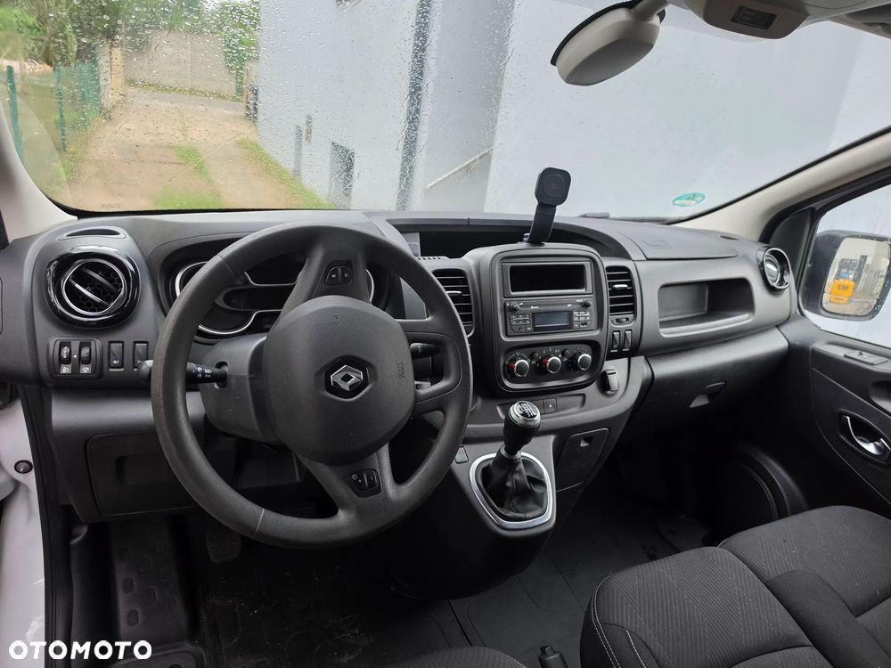 Renault TRAFIC - 8