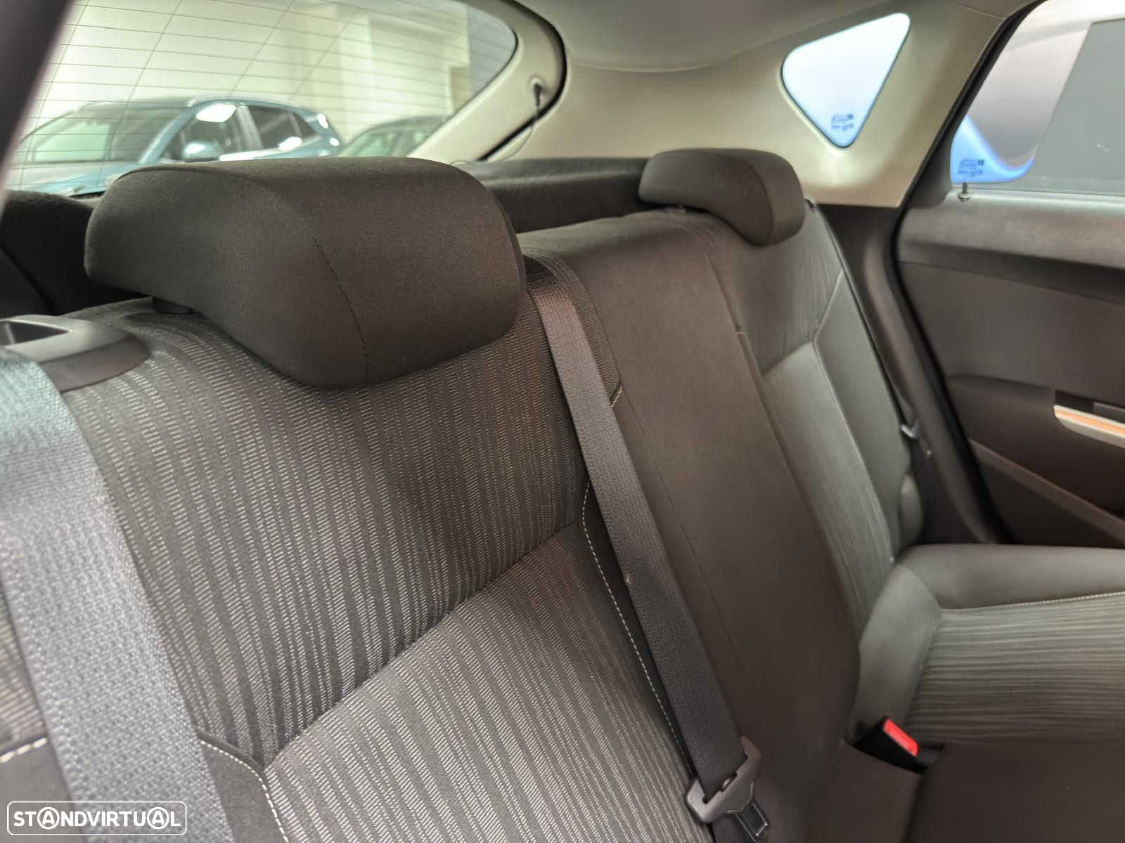 Opel Astra 1.3 CDTi Cosmo - 41