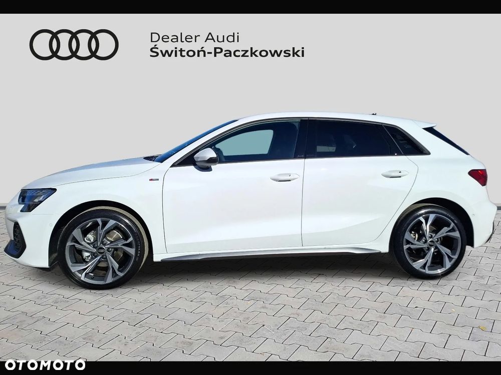 Audi A3 Sportback - 3