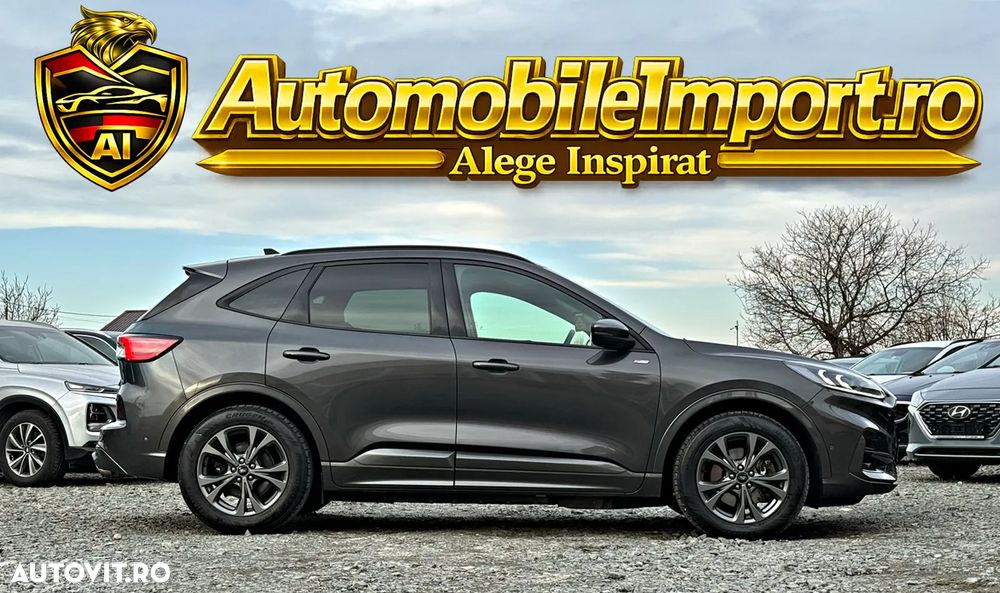 Ford Kuga 2.5 Duratec PHEV ST-LINE X - 24