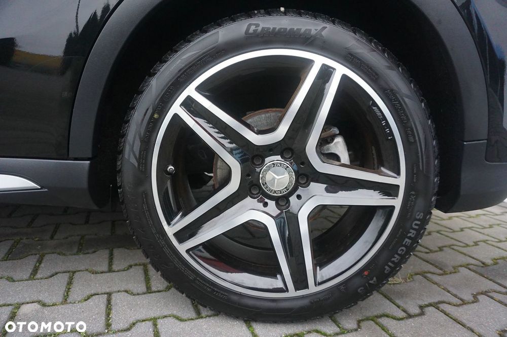 Mercedes-Benz GLA 200 7G-DCT AMG Line - 26