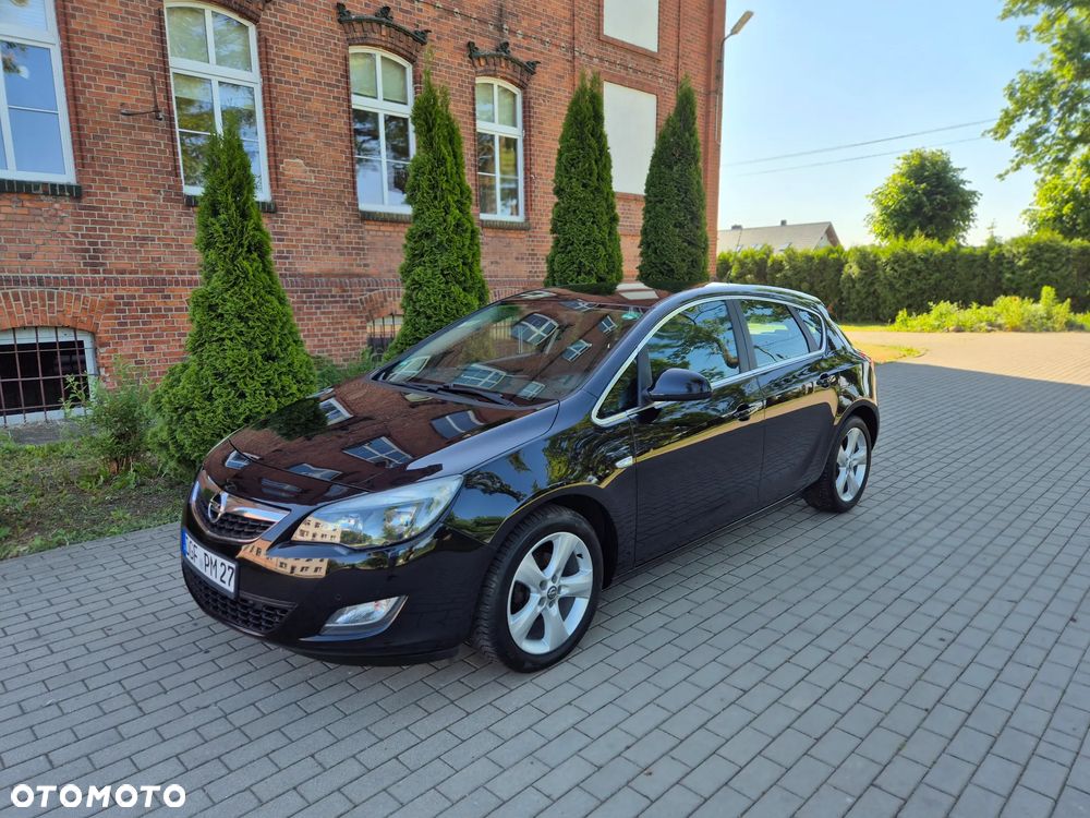 Opel Astra 1.4 ecoFLEX - 11