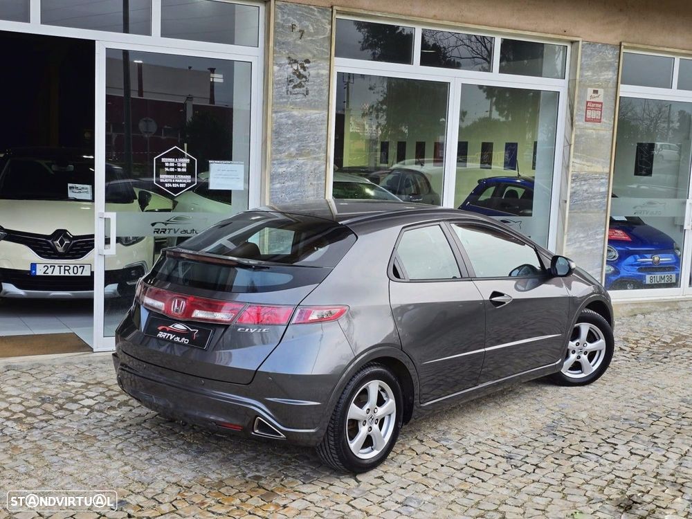 Honda Civic 1.4 i-VTEC Elegance - 4