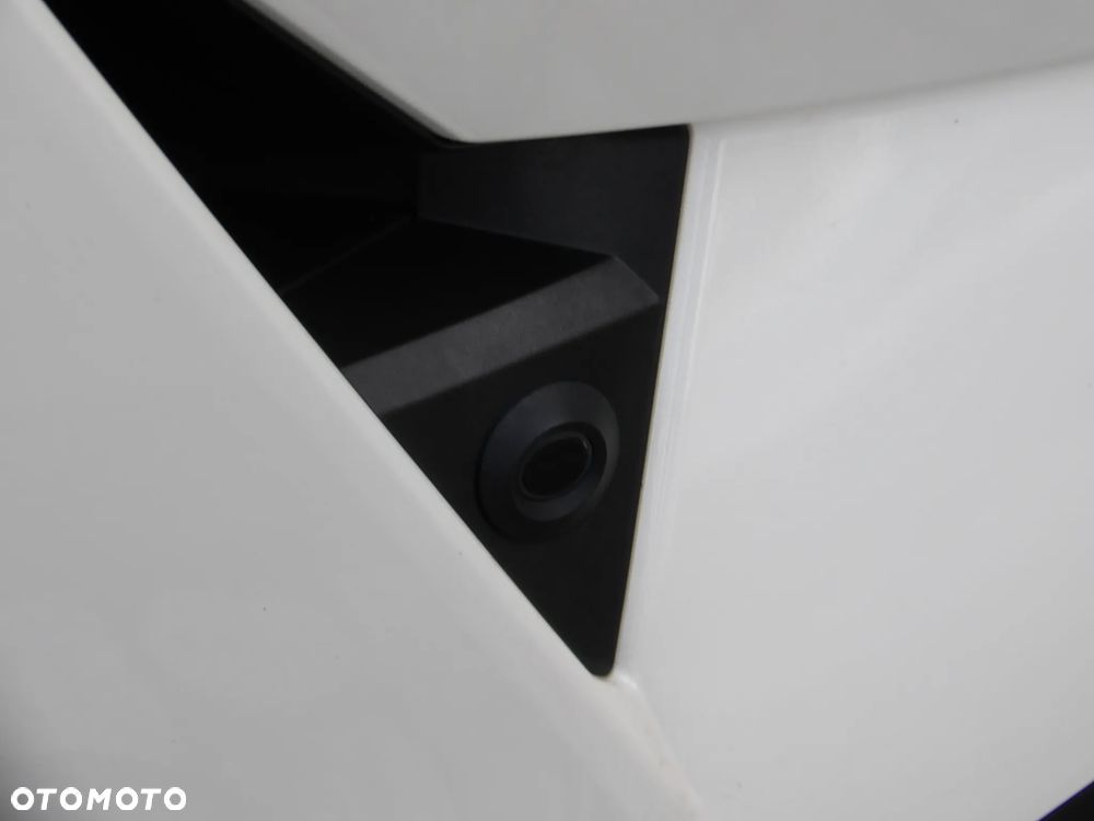 Nissan Qashqai 1.3 DIG-T N-Connecta EU6d - 12