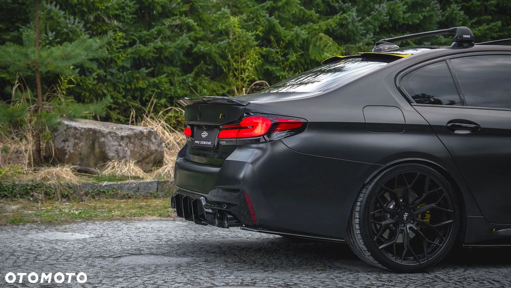 2022 BMW Seria 5 530i xDrive M Sport Edition, photograph 5