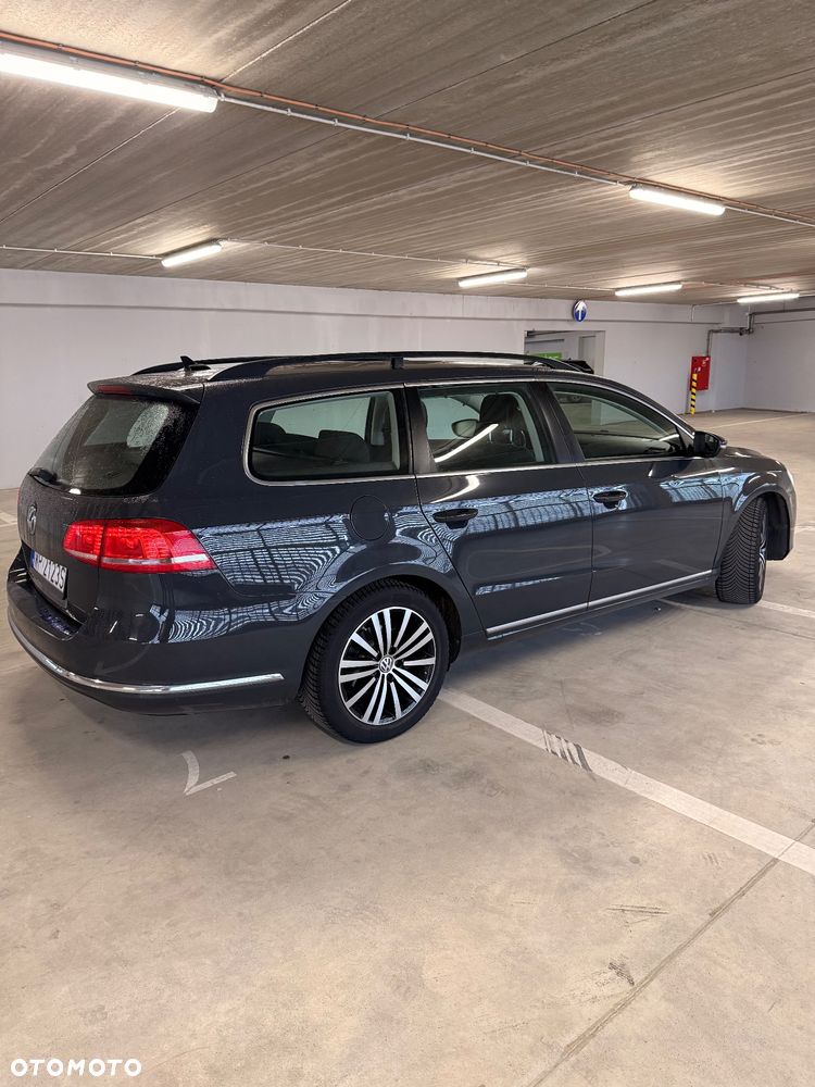 Volkswagen Passat 2.0 TDI Comfortline - 4
