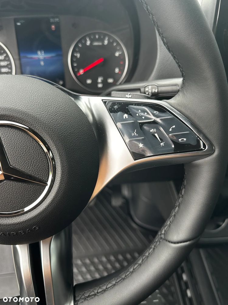 Mercedes-Benz Sprinter - 18