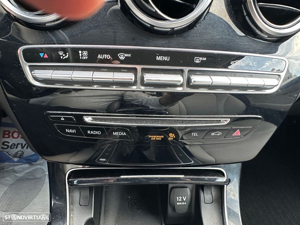 Mercedes-Benz C 180 d Exclusive - 23