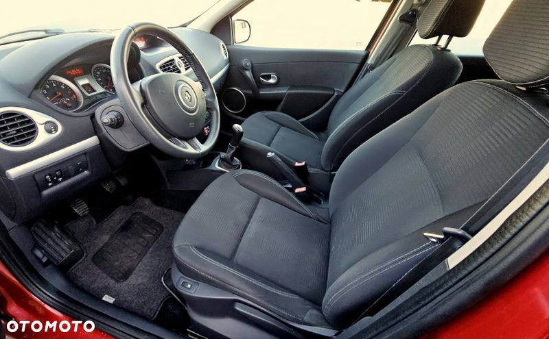 Renault Clio 1.2 TCE Alize - 19