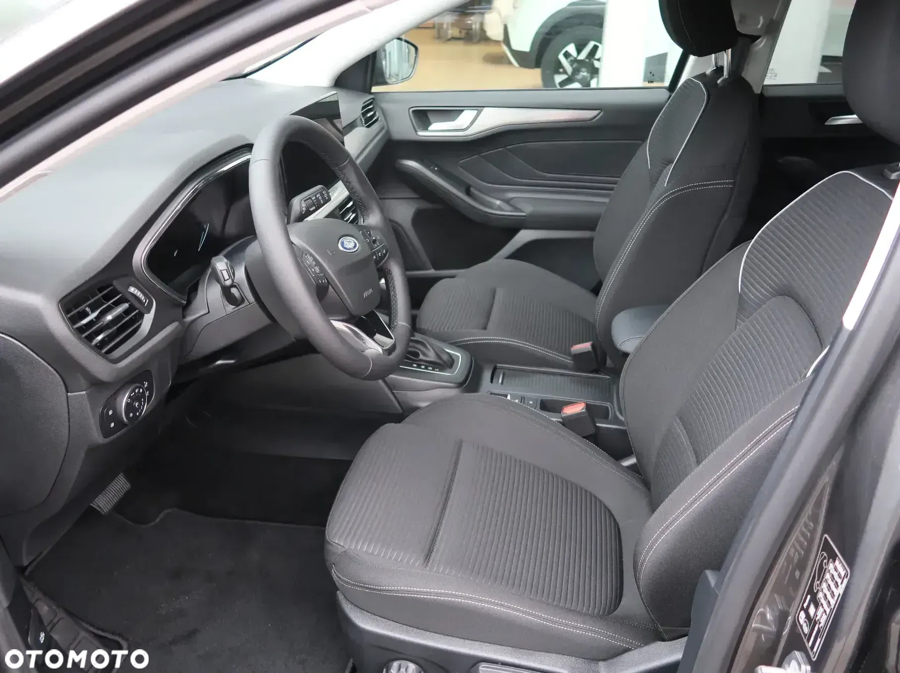 Ford Focus - 8