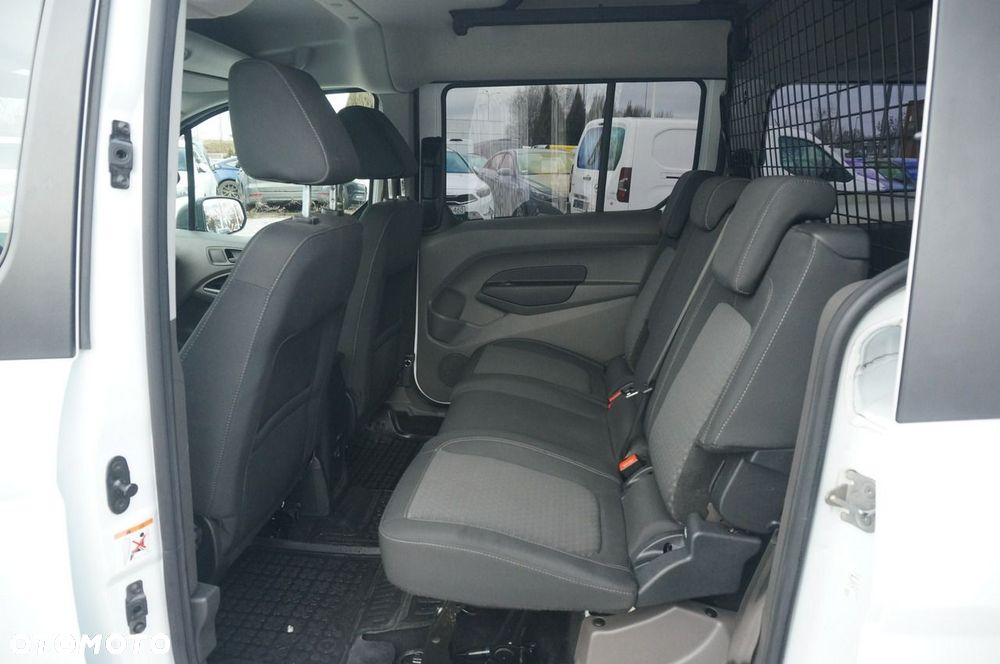 Ford Transit Connect - 24