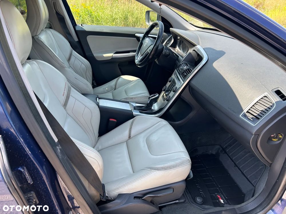 Volvo XC 60 D5 AWD Ocean Race - 6