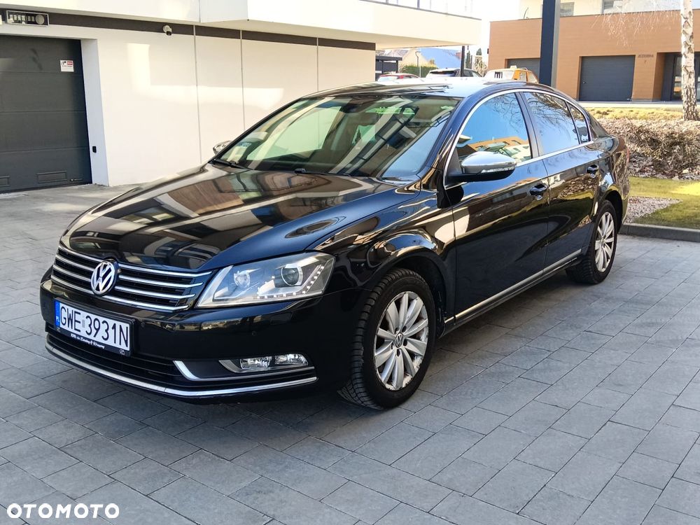 Volkswagen Passat 1.6 TDI BlueMotion Technology Highline - 1