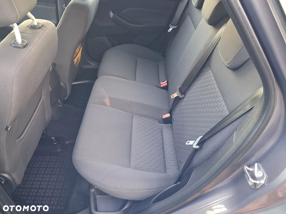 Ford Focus 1.0 EcoBoost Trend - 18