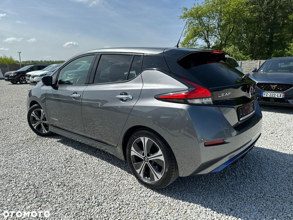 Nissan Leaf 40 kWh TEKNA - 10