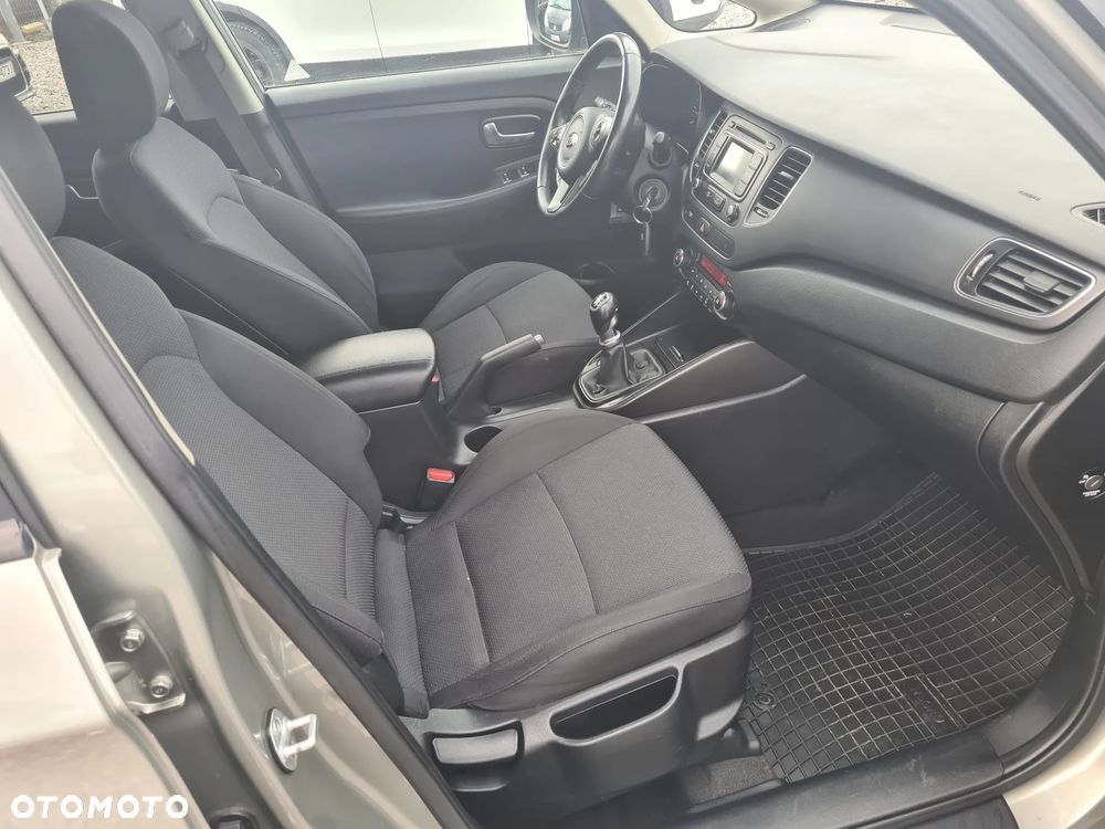 Kia Carens 1.7 CRDi 115 Dream-Team Edition - 15