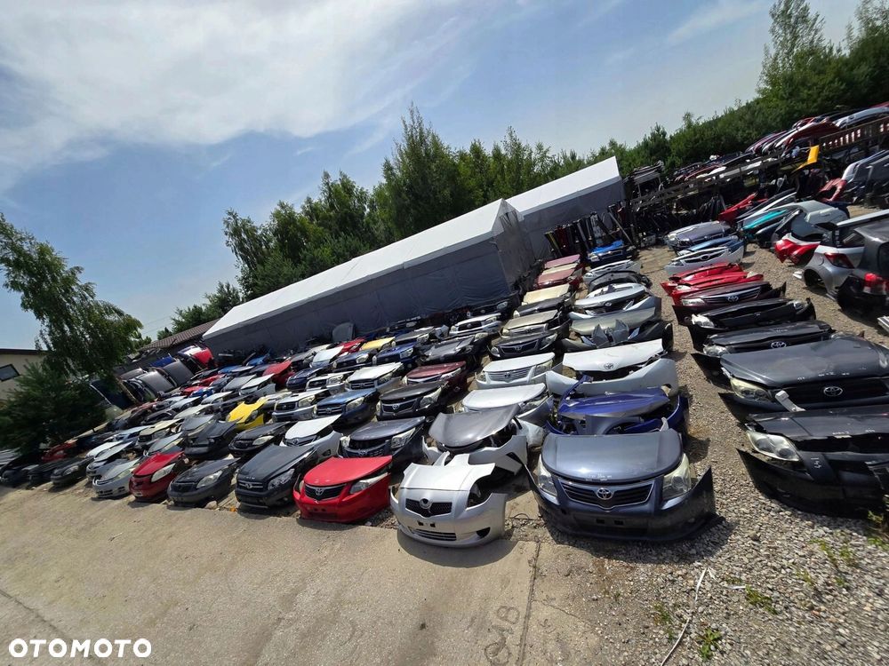Toyota Auris II boczek bagażnika prawy tył HB hatchback 64730-02260 - 8