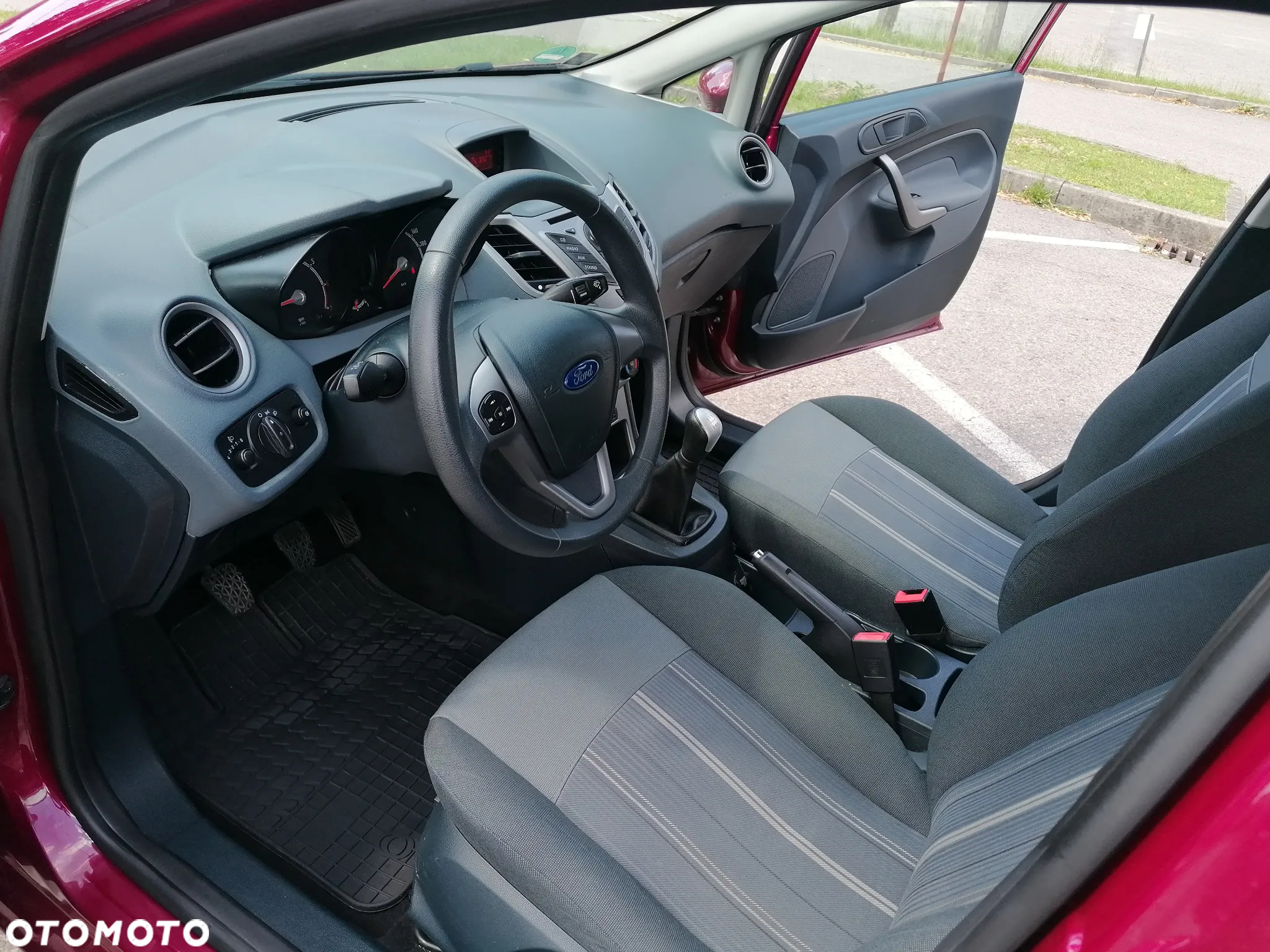 Ford Fiesta 1.25 Trend - 10