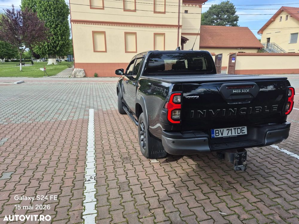 Toyota Hilux 2.8D 204CP 4x4 Double Cab AT Invincible - 36