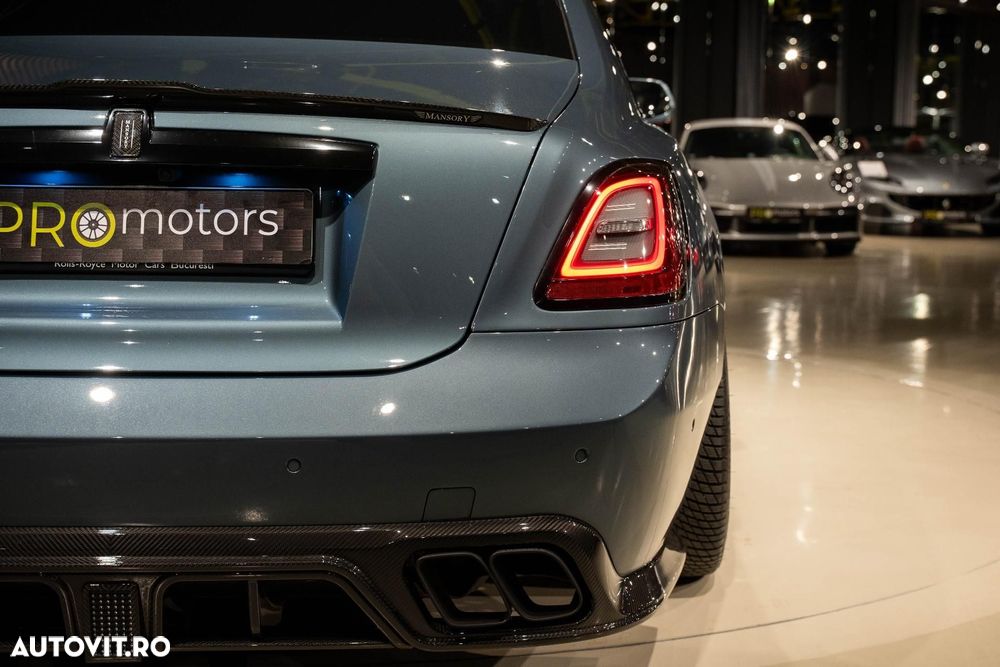 Rolls-Royce Ghost - 10