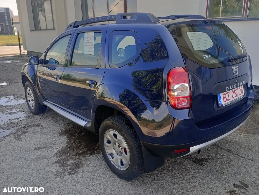 Dacia Duster SCe 115 4x2 Laureate - 8
