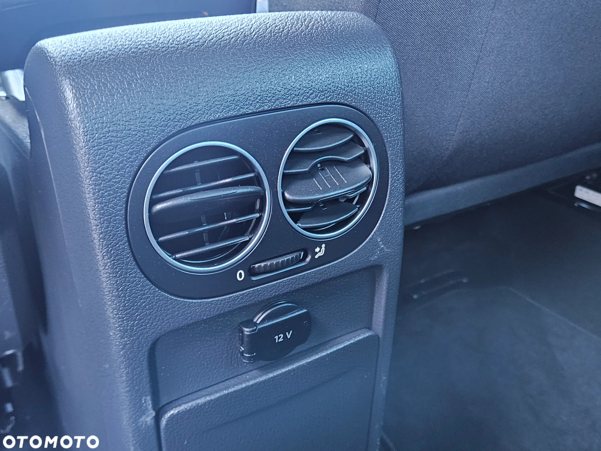 Volkswagen Golf Plus - 16