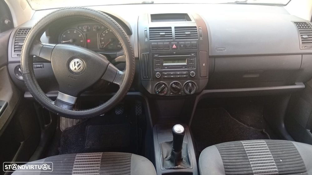 VW Polo 1.2 Live - 13