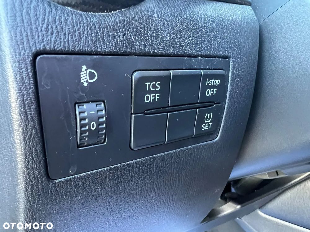 Mazda CX-3 SKYACTIV-G 121 FWD - 27