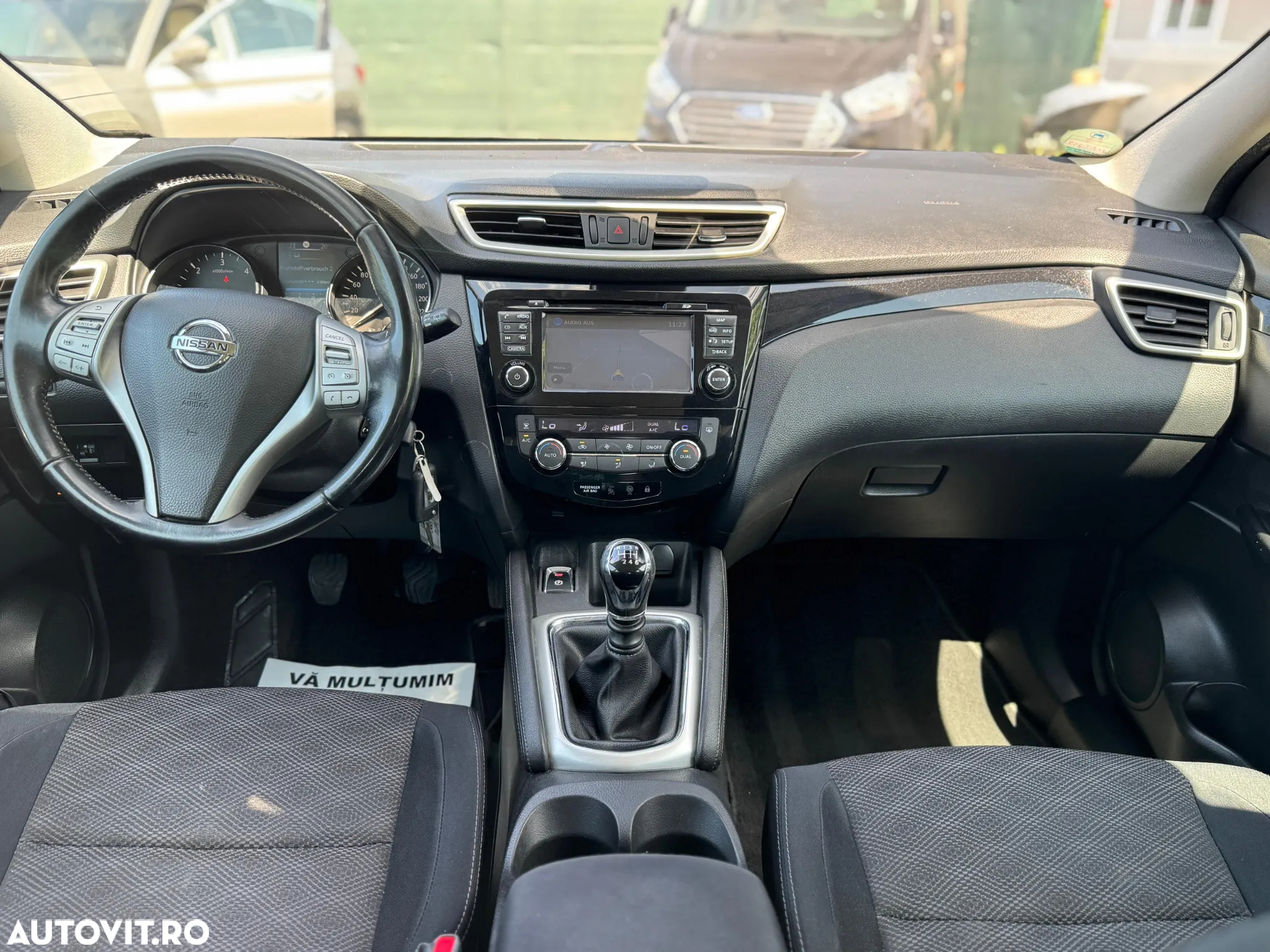 Nissan Qashqai 1.5 DCI N-Connecta - 13
