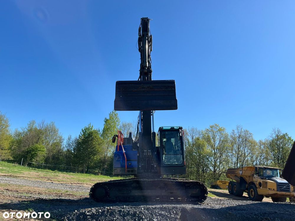 Volvo ECR235EL - 17
