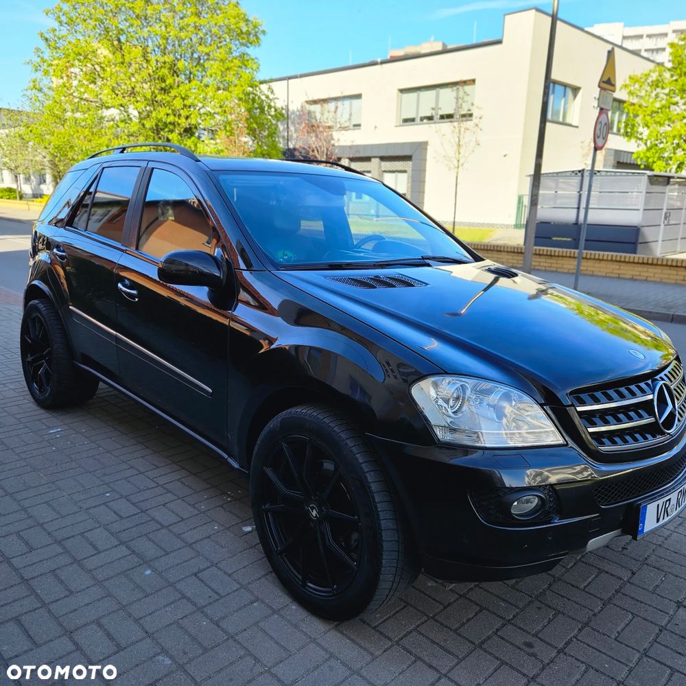 Mercedes-Benz ML - 2