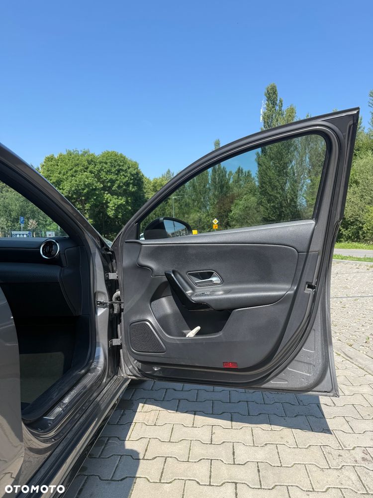 Mercedes-Benz Klasa A 180 d 7G-DCT - 18