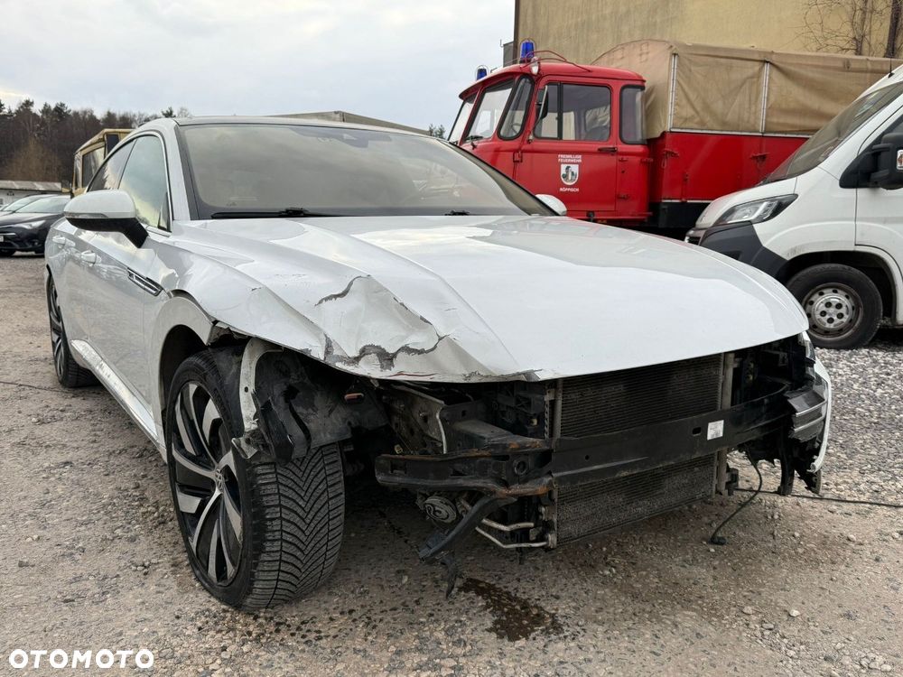 Volkswagen Arteon 2.0 TDI 4Motion SCR R-Line Edition DSG - 3