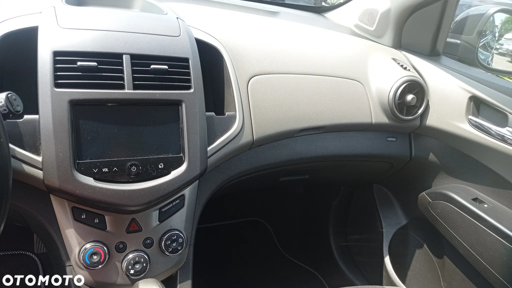 Chevrolet Aveo 1.6 LTZ - 9