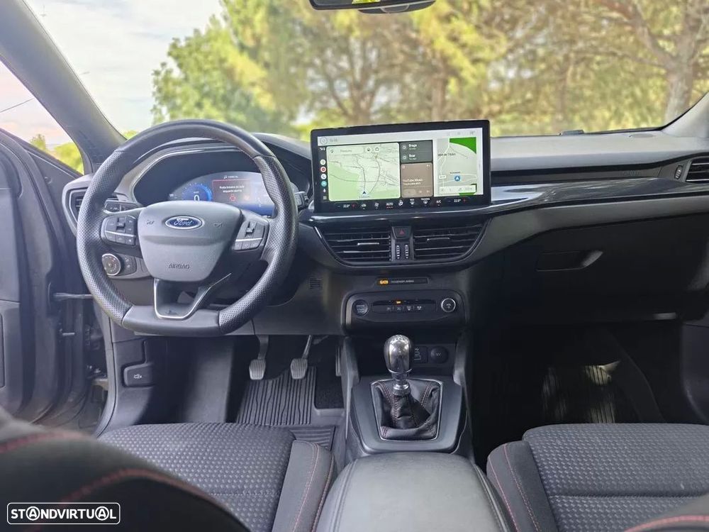 Ford Focus 1.0 EcoBoost MHEV ST-Line - 23
