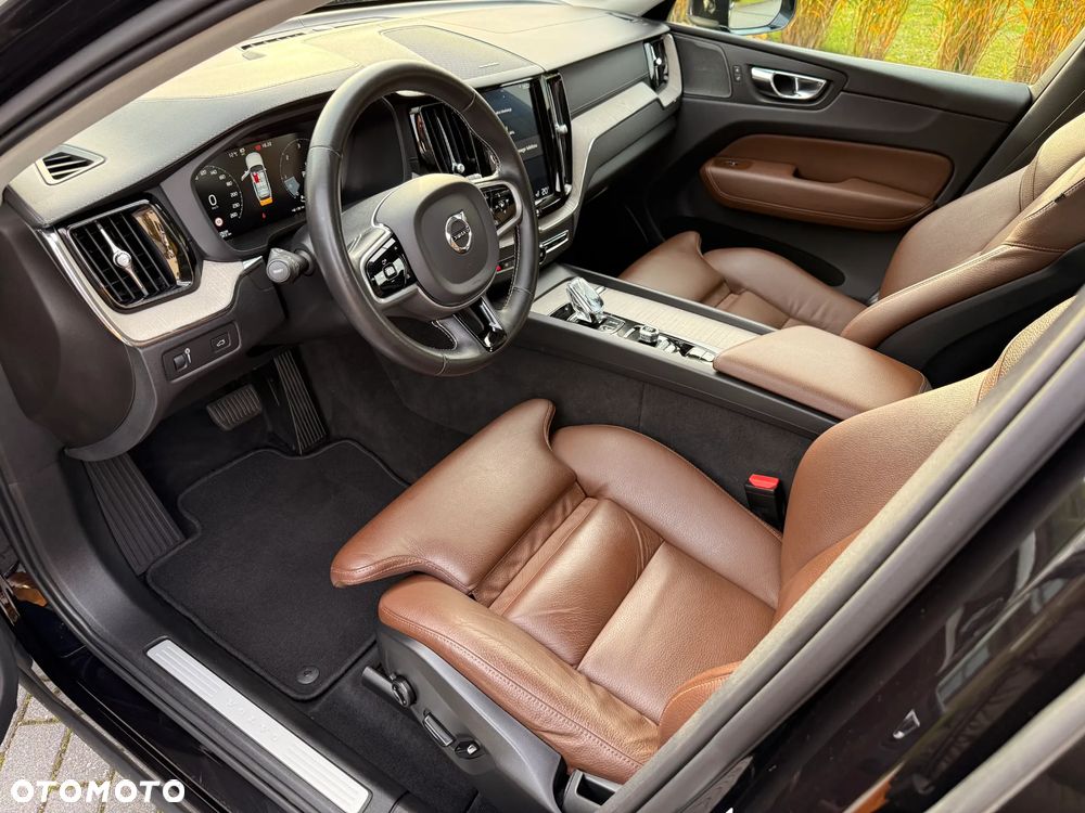 Volvo XC 60 B4 D AWD Geartronic Inscription - 22